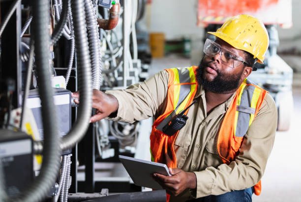 Best Local Electrician Companies  in Eddyville, IA